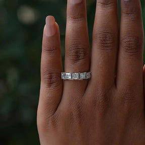 [Colorless Princess Cut Moissanite Band]-[Golden Bird Jewels]
