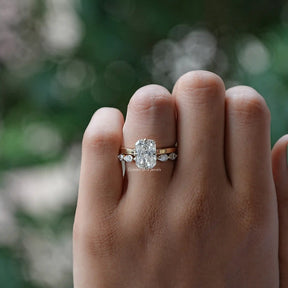 [Moissanite Radiant And Round Cut Ring]-[Golden Bird Jewels]