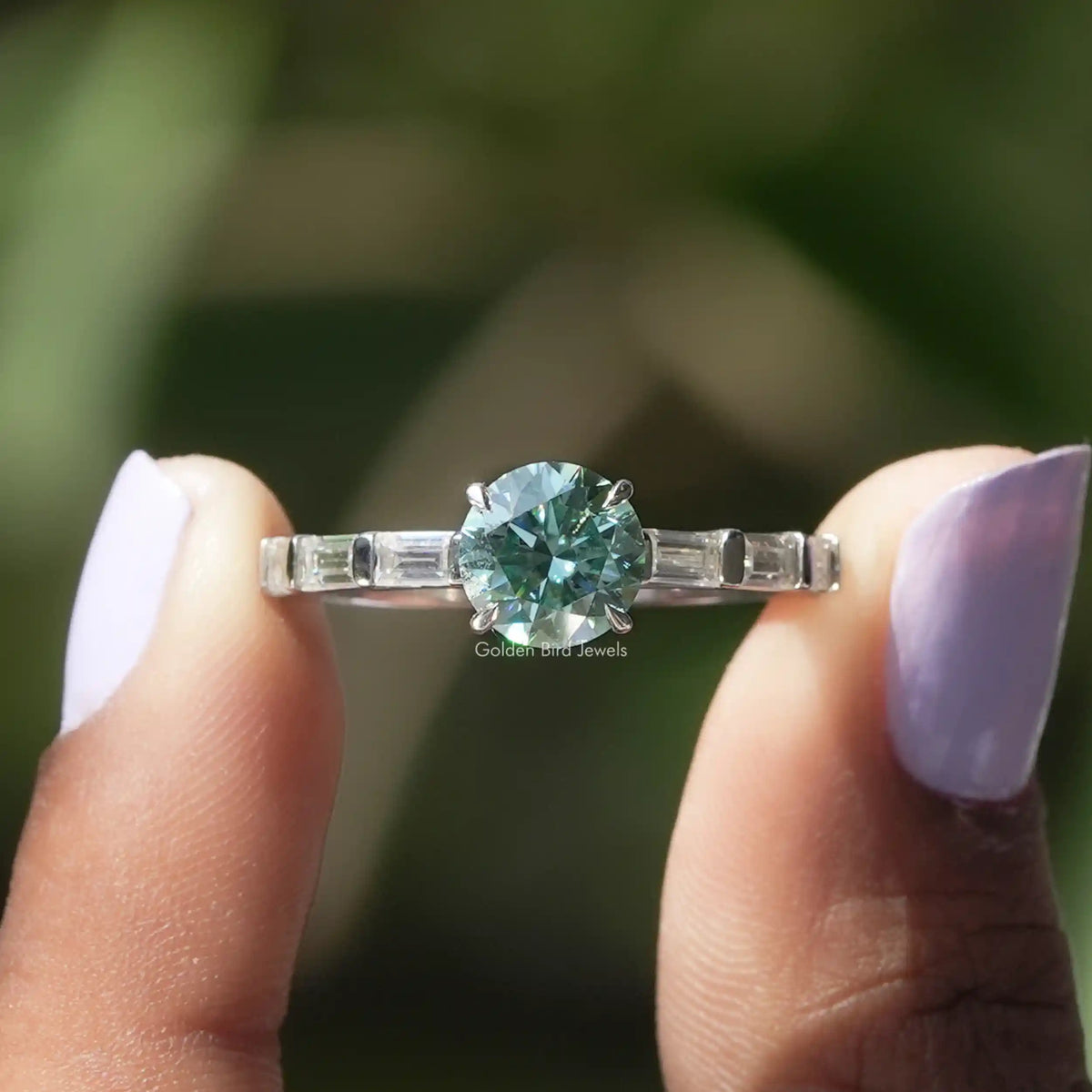 [Blue Green Round Cut Moissanite Accent Ring]-[Golden Bird Jewels]