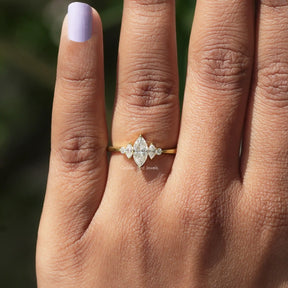 [Moissanite Marquise And Round Cut Engagement Ring]-[Golden Bird Jewels]