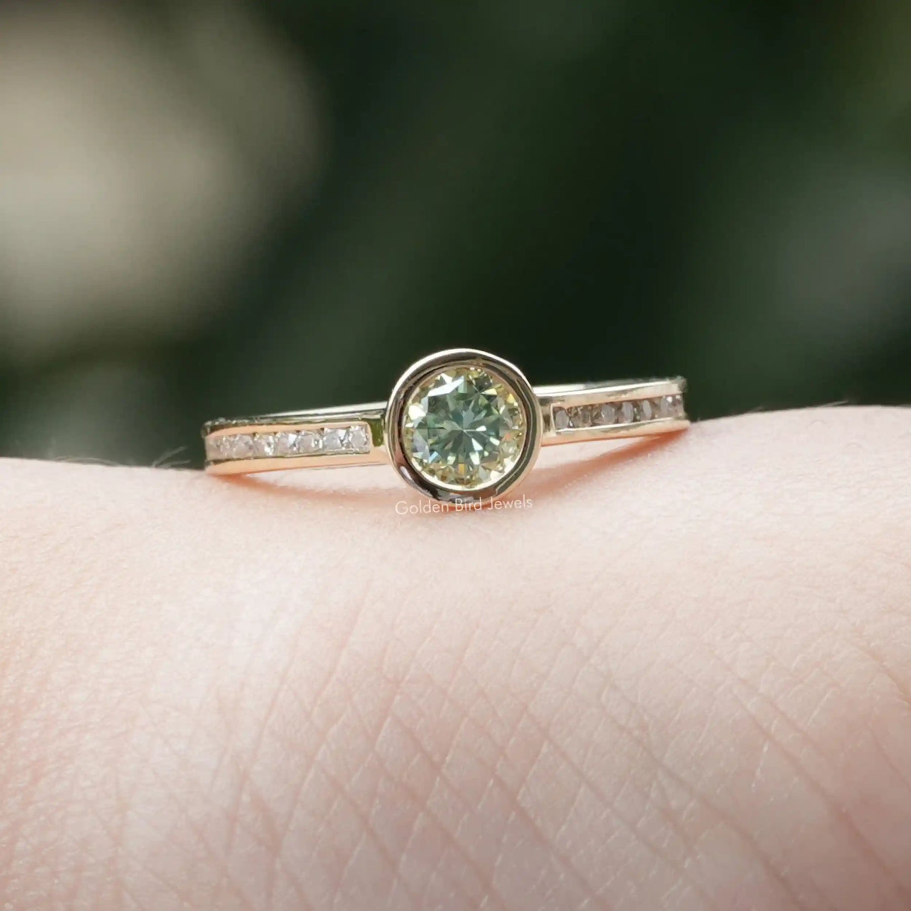 [Bezel set round cut moissanite ring]-[Golden Bird Jewels]