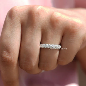 Moissanit-Eternity-Ring im Rundschliff und Pavéfassung