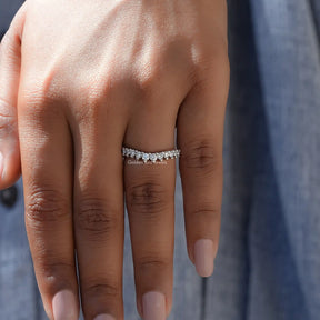 [Colorless Round Cut Wedding Band In White Gold]-[Golden Bird Jewels]
