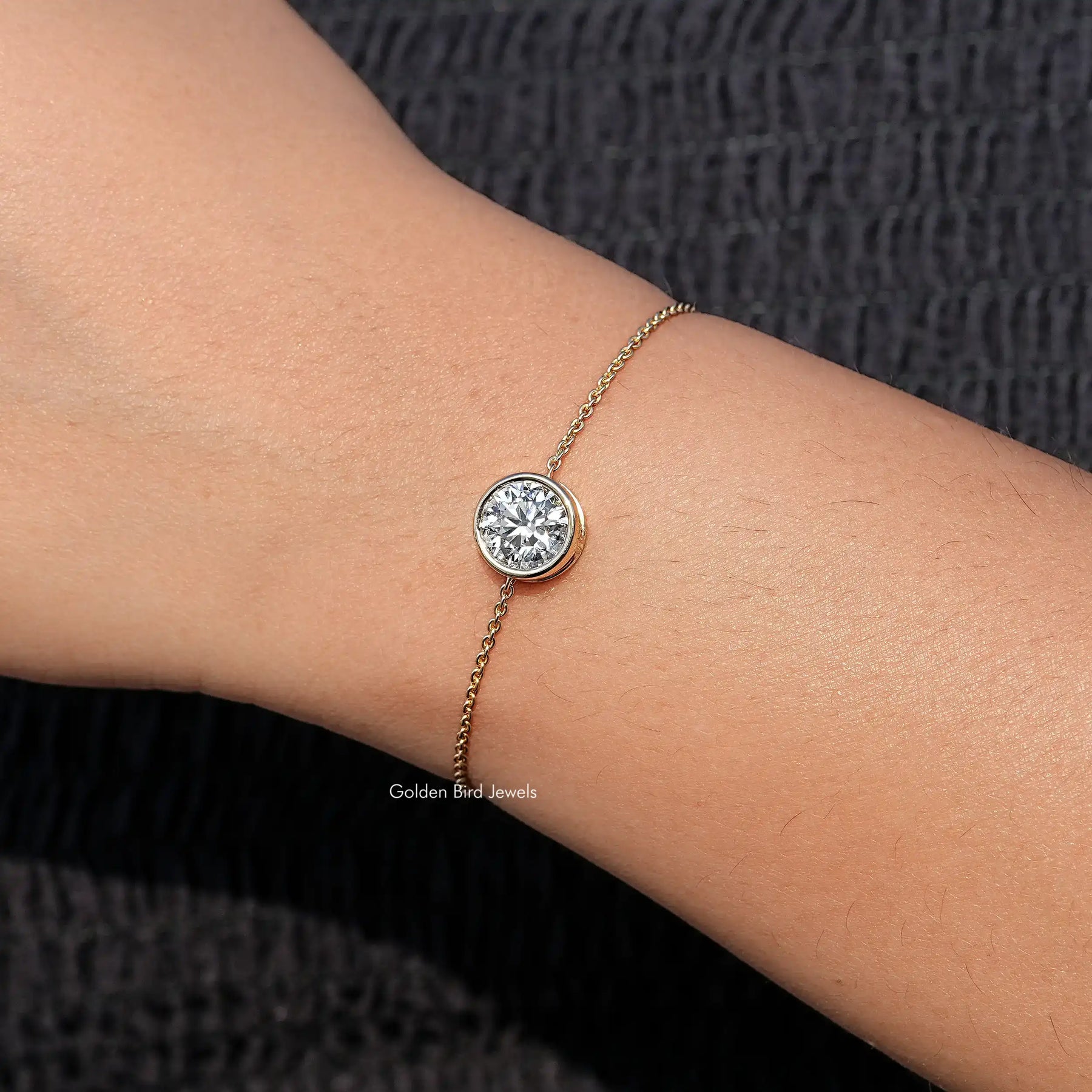 Round Lab Diamond Solitaire Chain Bracelet