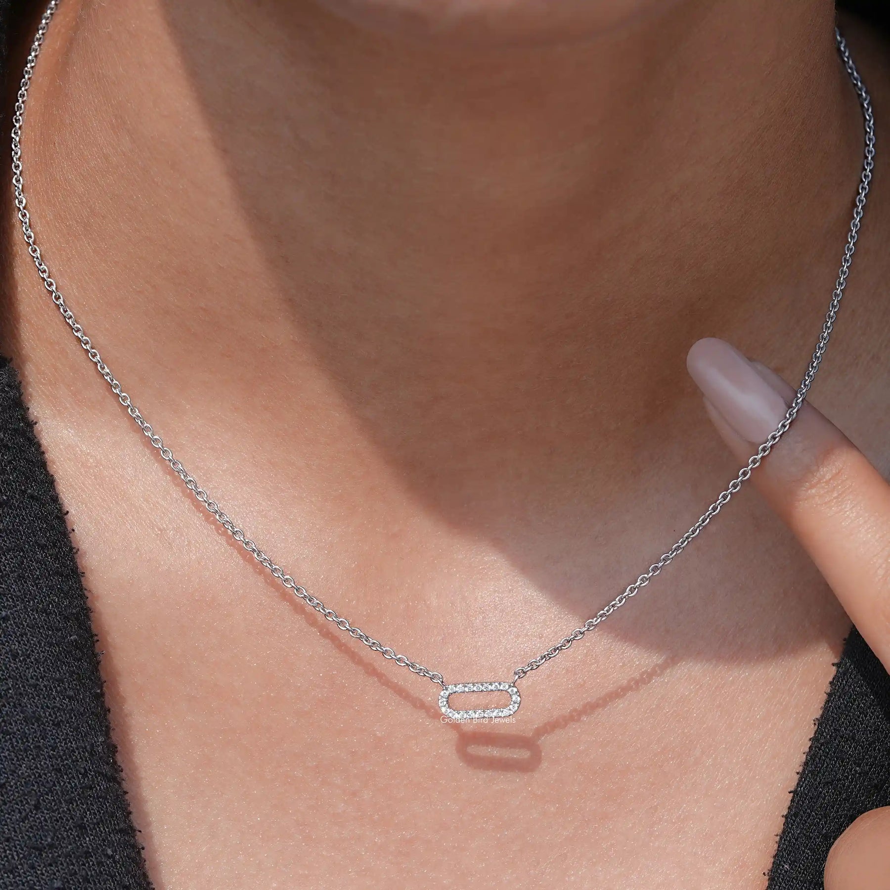 Round Lab Grown Paperclip Diamond Pendant