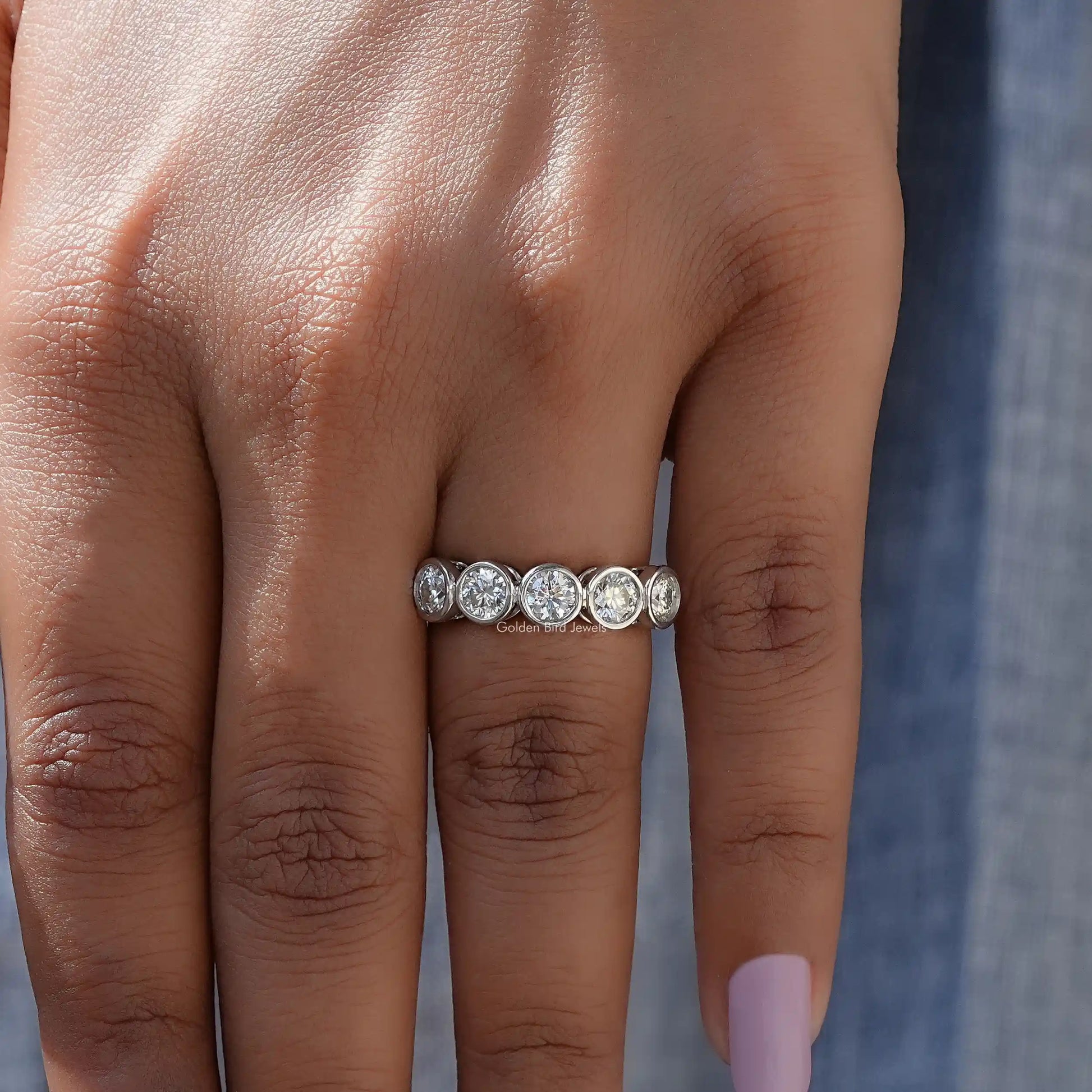 [Moissante Round Cut 5 Stone Band]-[Golden Bird Jewels]