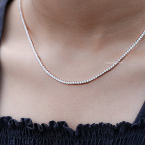 Detailed View of Round Cut Moissanite Pendant