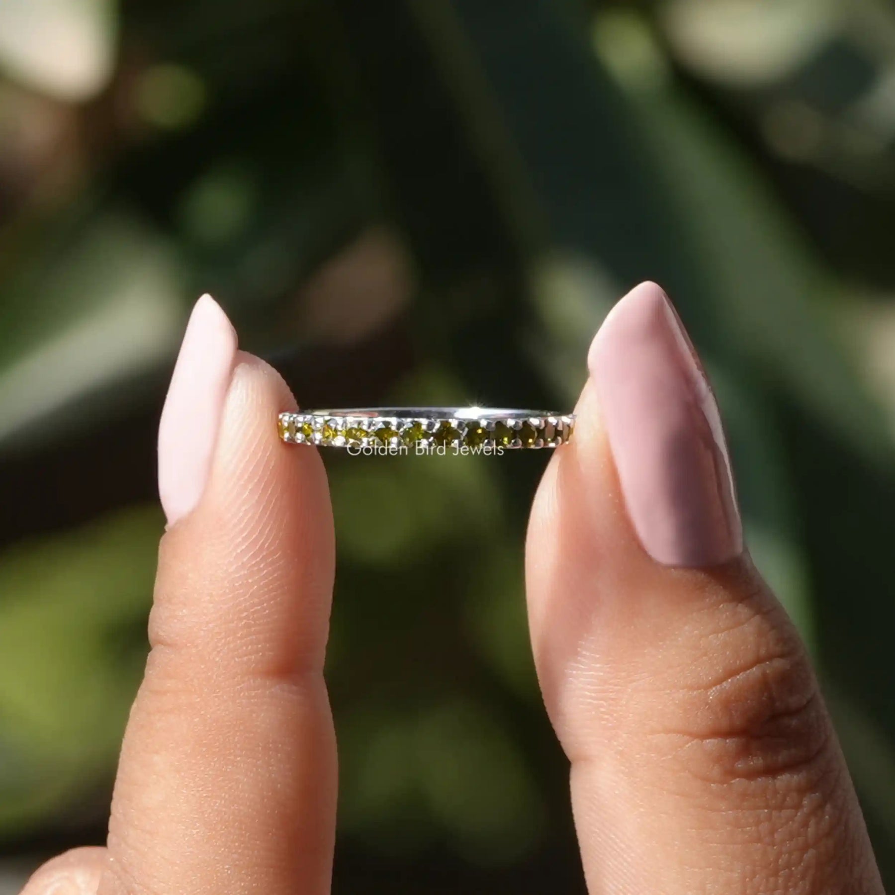 [Round Peridot Gemstone Wedding Band]-[Golden Bird Jewels]