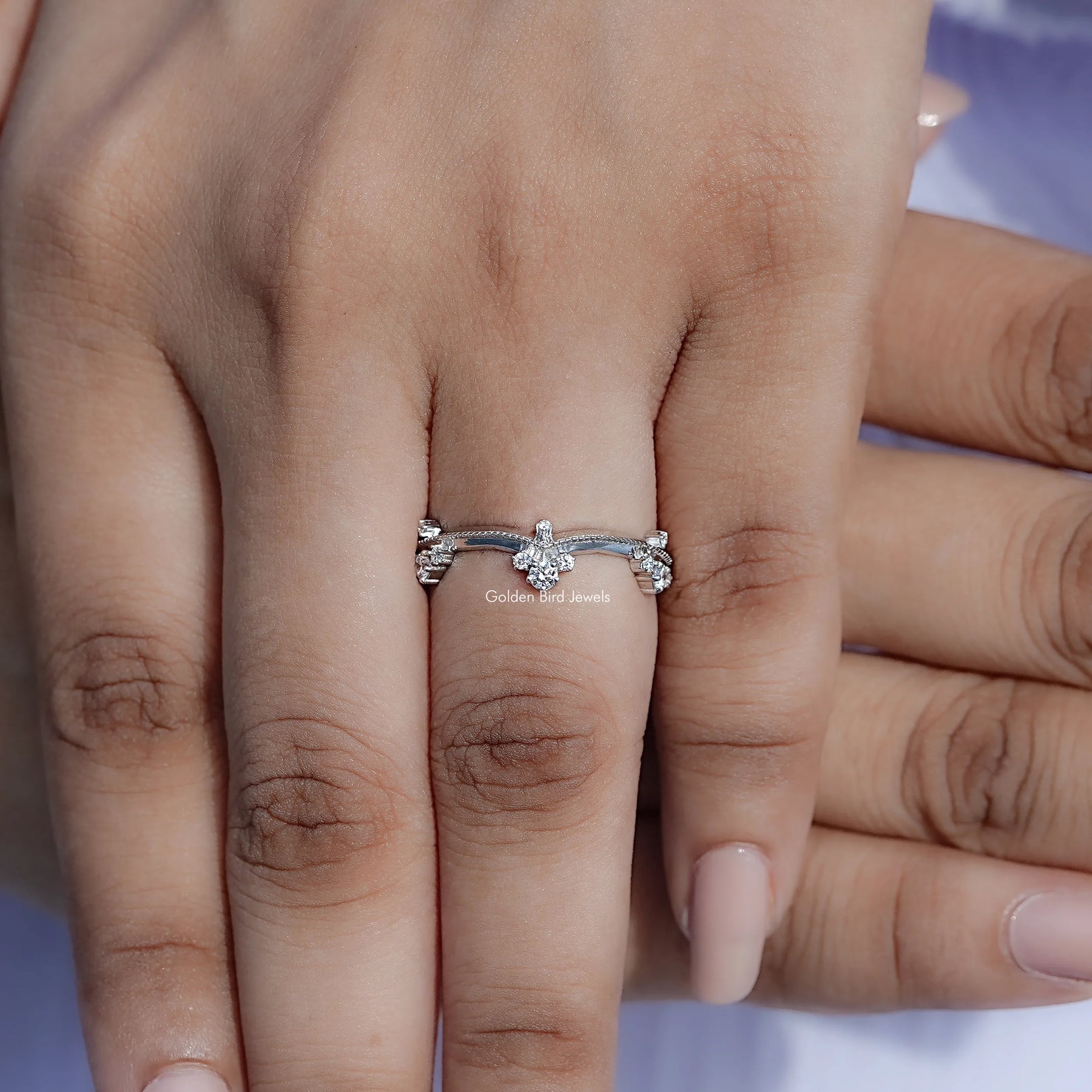 Round Shaped Lab Diamond Curved Distance Band