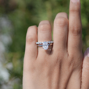 Oval Cut Moissanite Bridal Ring With Eternity Band
