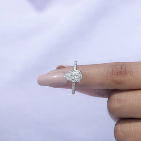 [Lab Diamond Pear Cut Ring]-[Golden Bird Jewels]