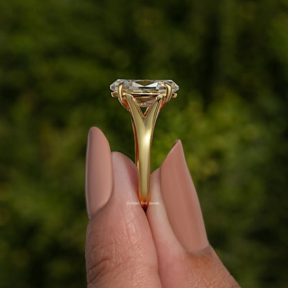 Split Shank Old Mine Oval Cut Moissanite Engagement Ring