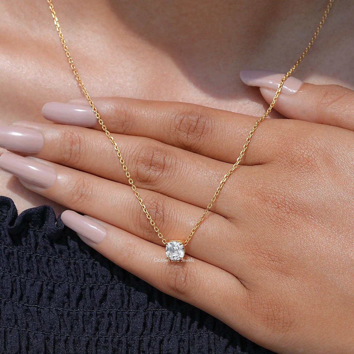 [Prong Setting Old Mine Cushion Cut Pendant]-[Golden Bird Jewels]