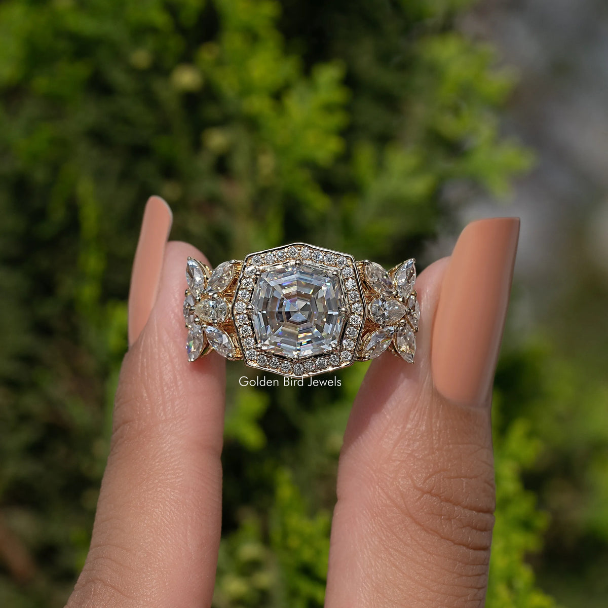 Moissanit-Art-Deco-Ring mit Stufenschliff für Sie