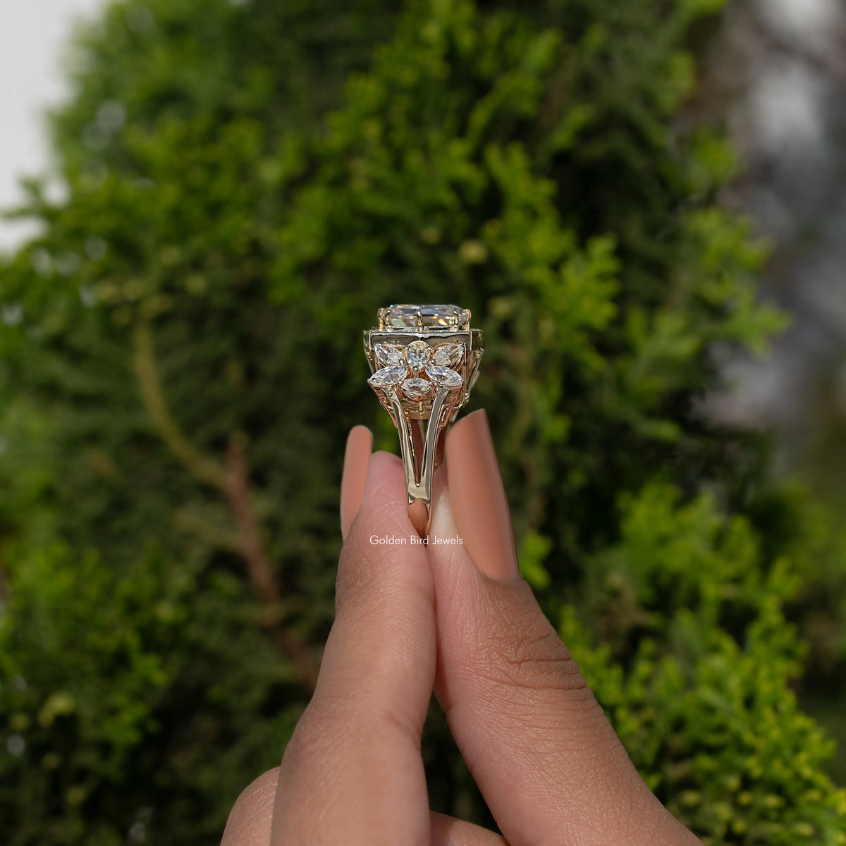 Moissanit-Art-Deco-Ring mit Stufenschliff für Sie