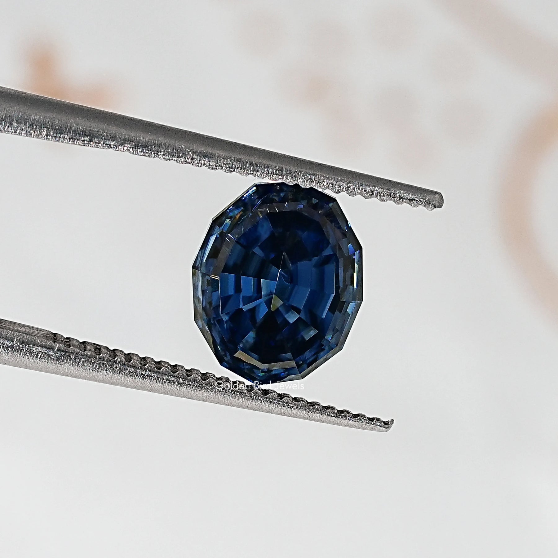 2,10 Karat ovaler Moissanit-Losstein im Stufenschliff