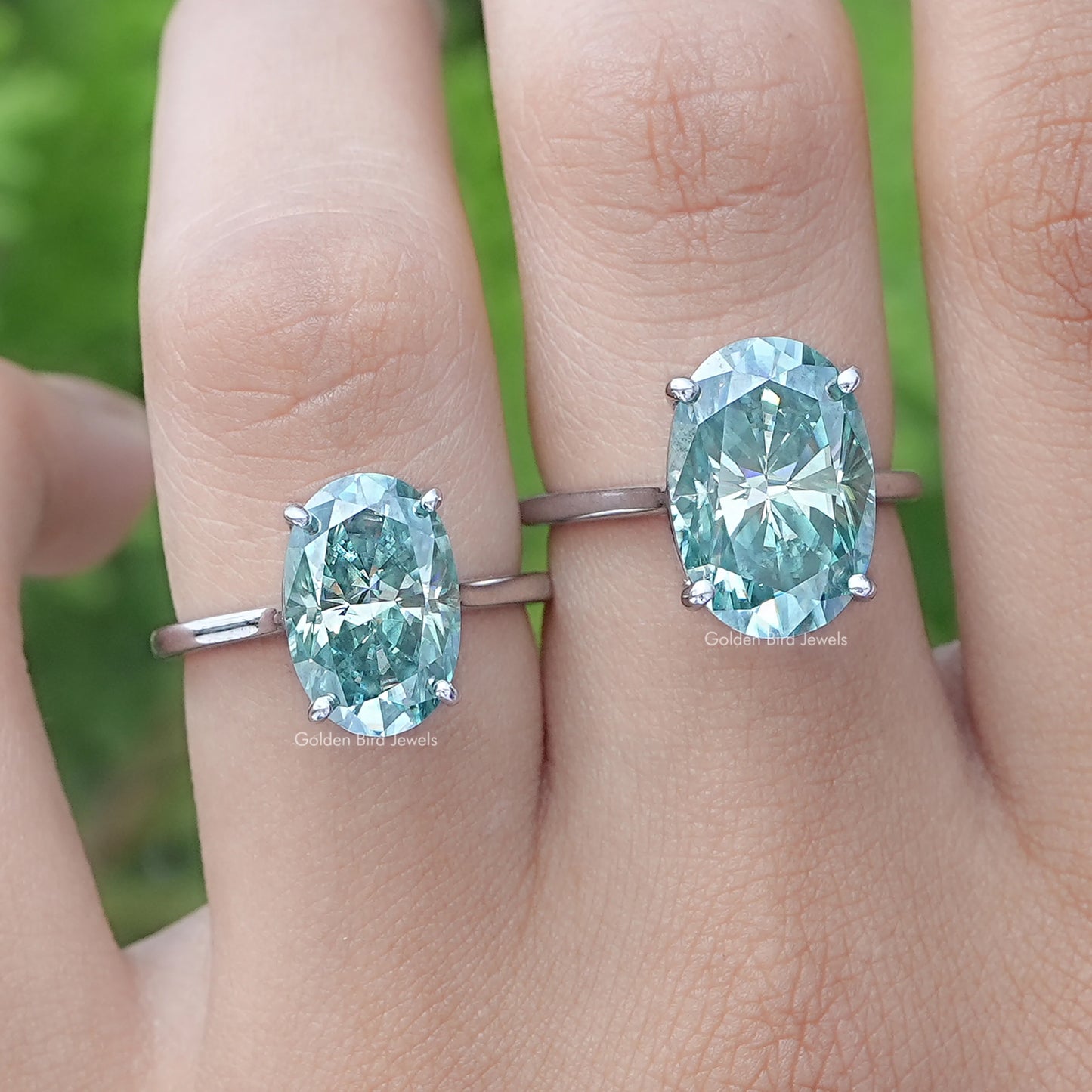 Blau ovaler Moissanit Solitär Ring