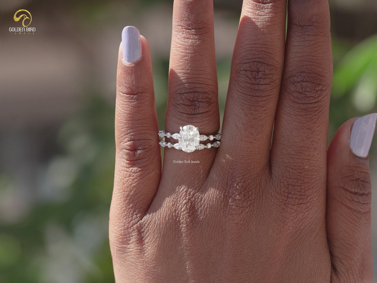 Oval Cut Moissanite Bridal Ring Set