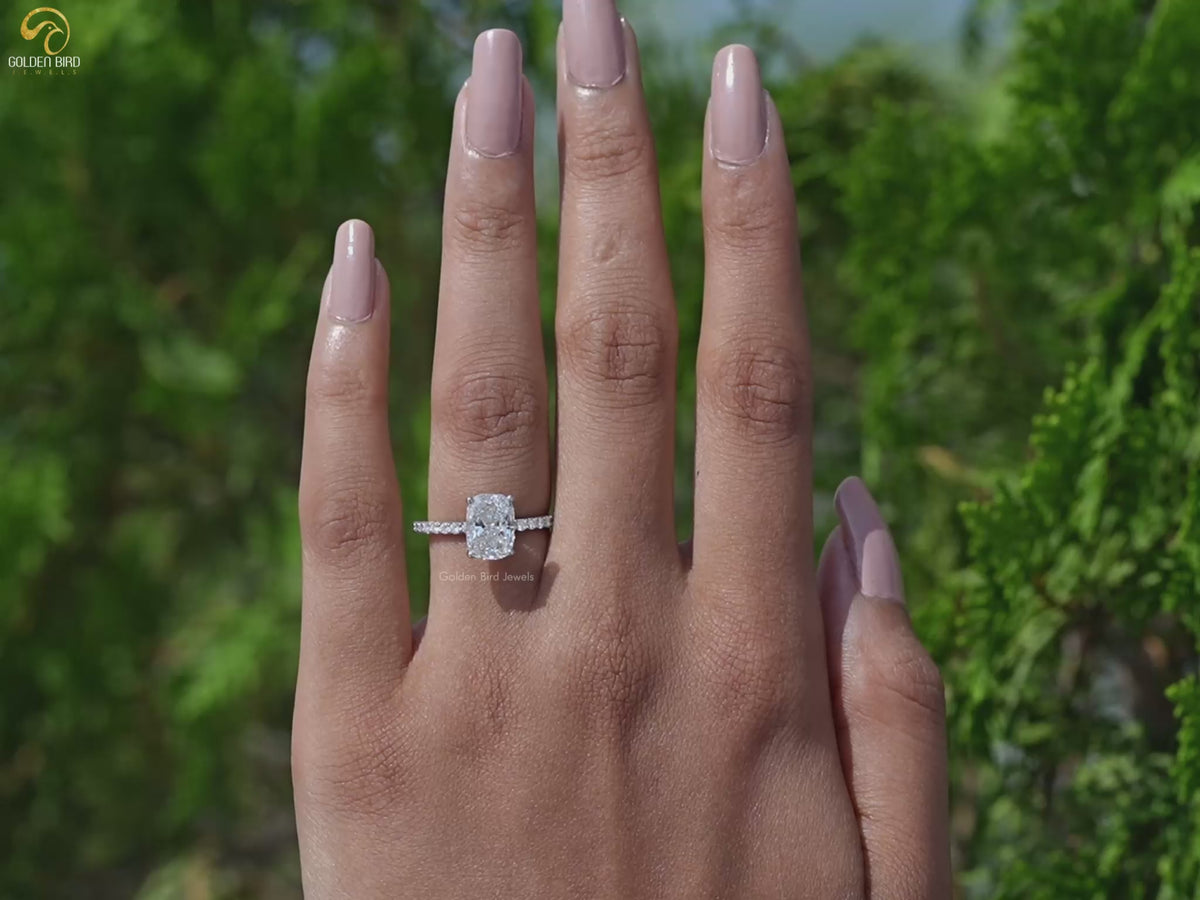 Alte Mine Solitär Diamant Akzentring im Kissenschliff 
