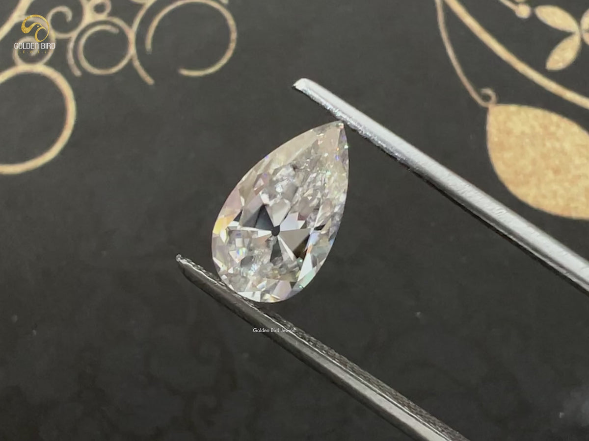 4,25 ct Old Mine Birnenschliff loser Moissanit