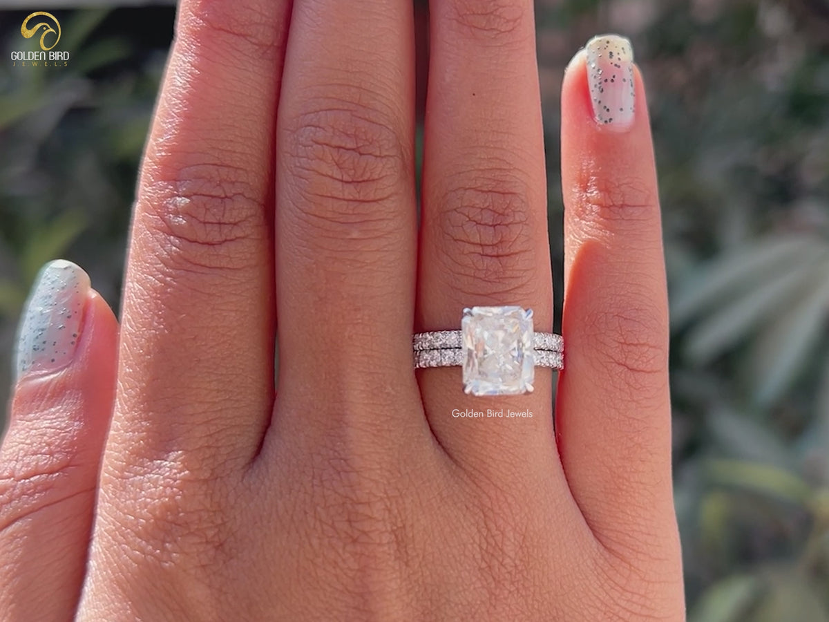 Radiant Cut Hidden Halo Moissanit Verlobungsring