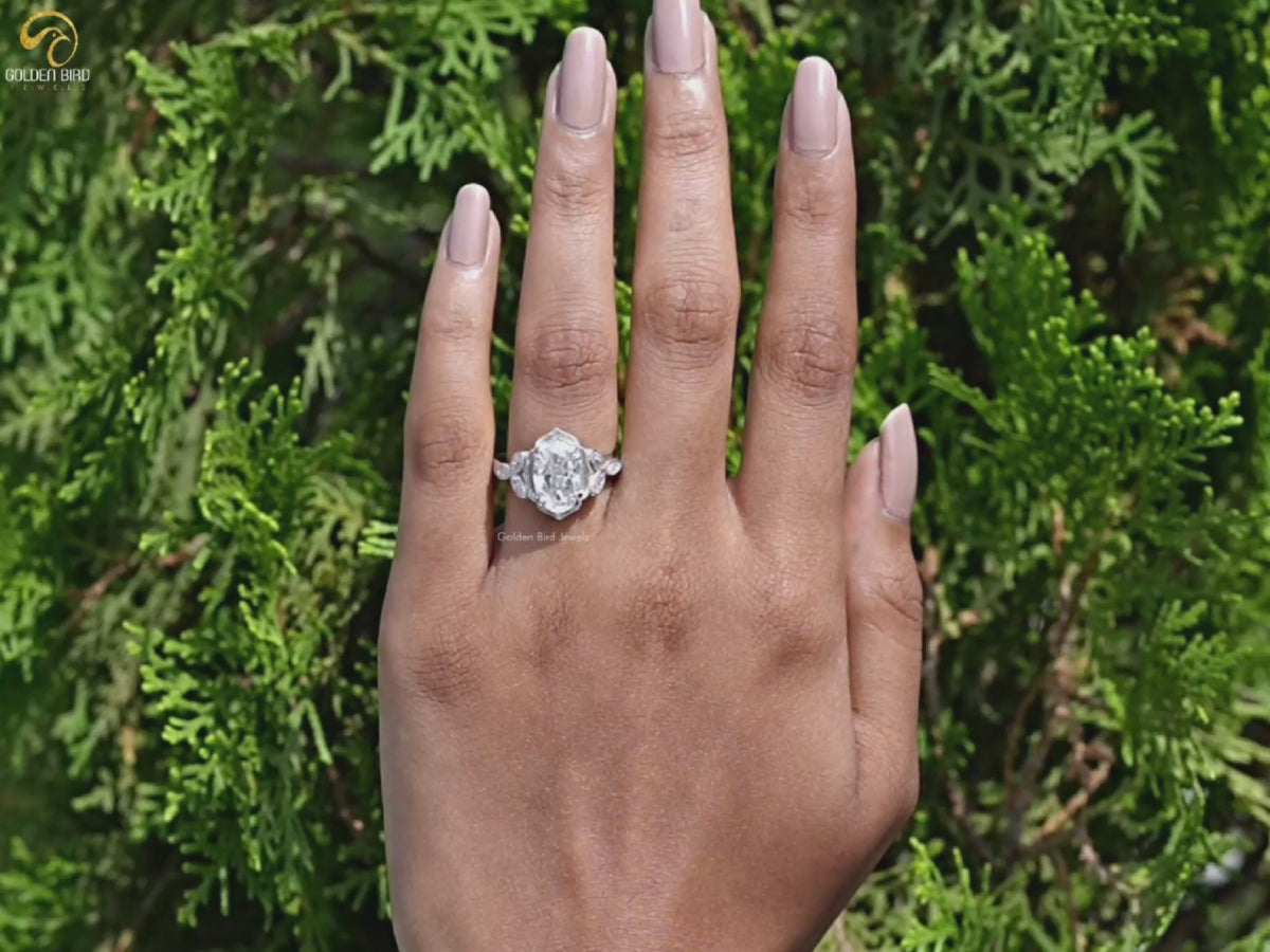 Crushed Ice Oval Moissanite Milgrain Accent Ring