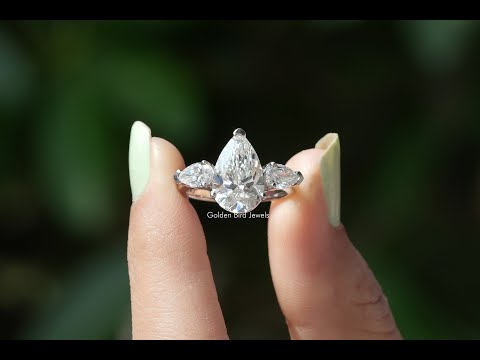 [Three Stone Pear Cut Diamond Engagement Ring]-[Golden Bird Jewels]