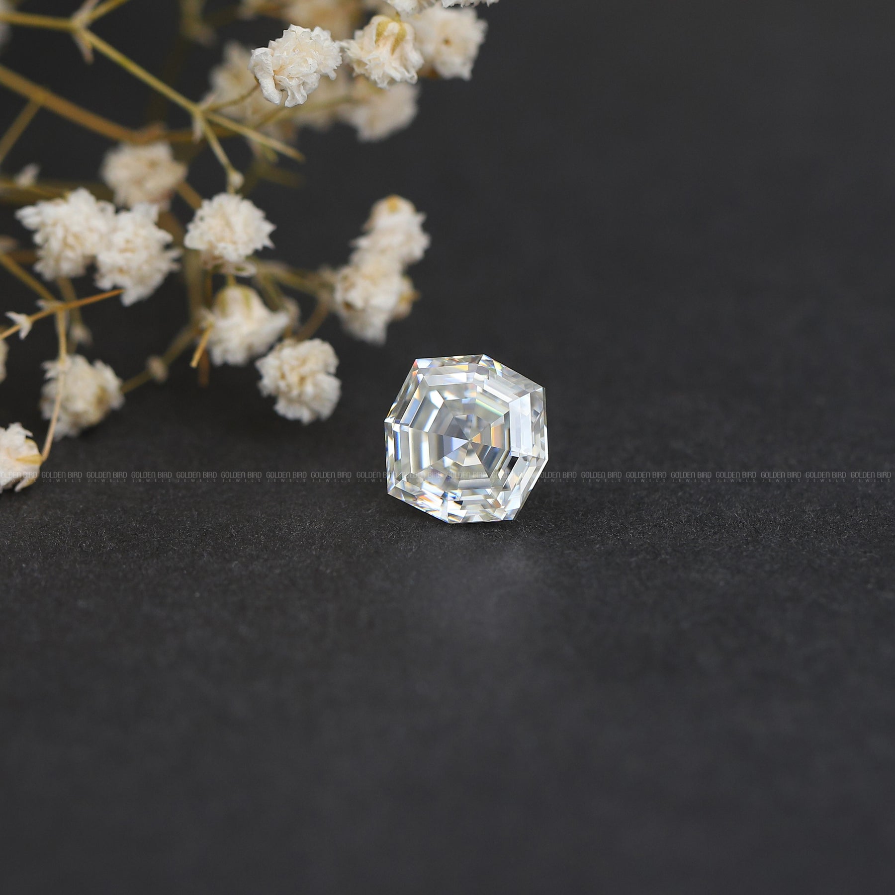 [Colorless Cushhion Cut Loose Stone]-[Golden Bird Jewels]