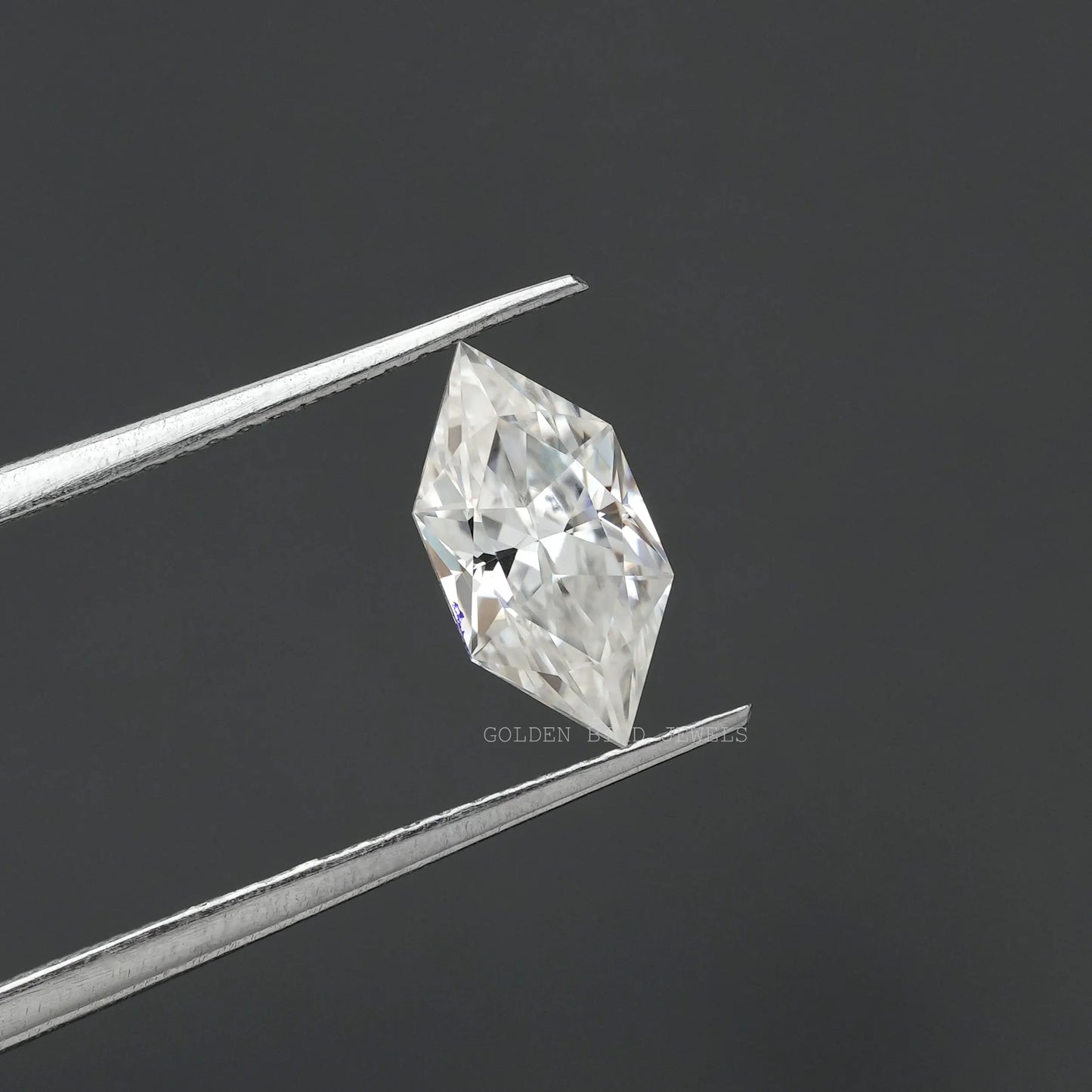 tweezer holding the Colorless Dutch Marquise Cut Loose Moissanite