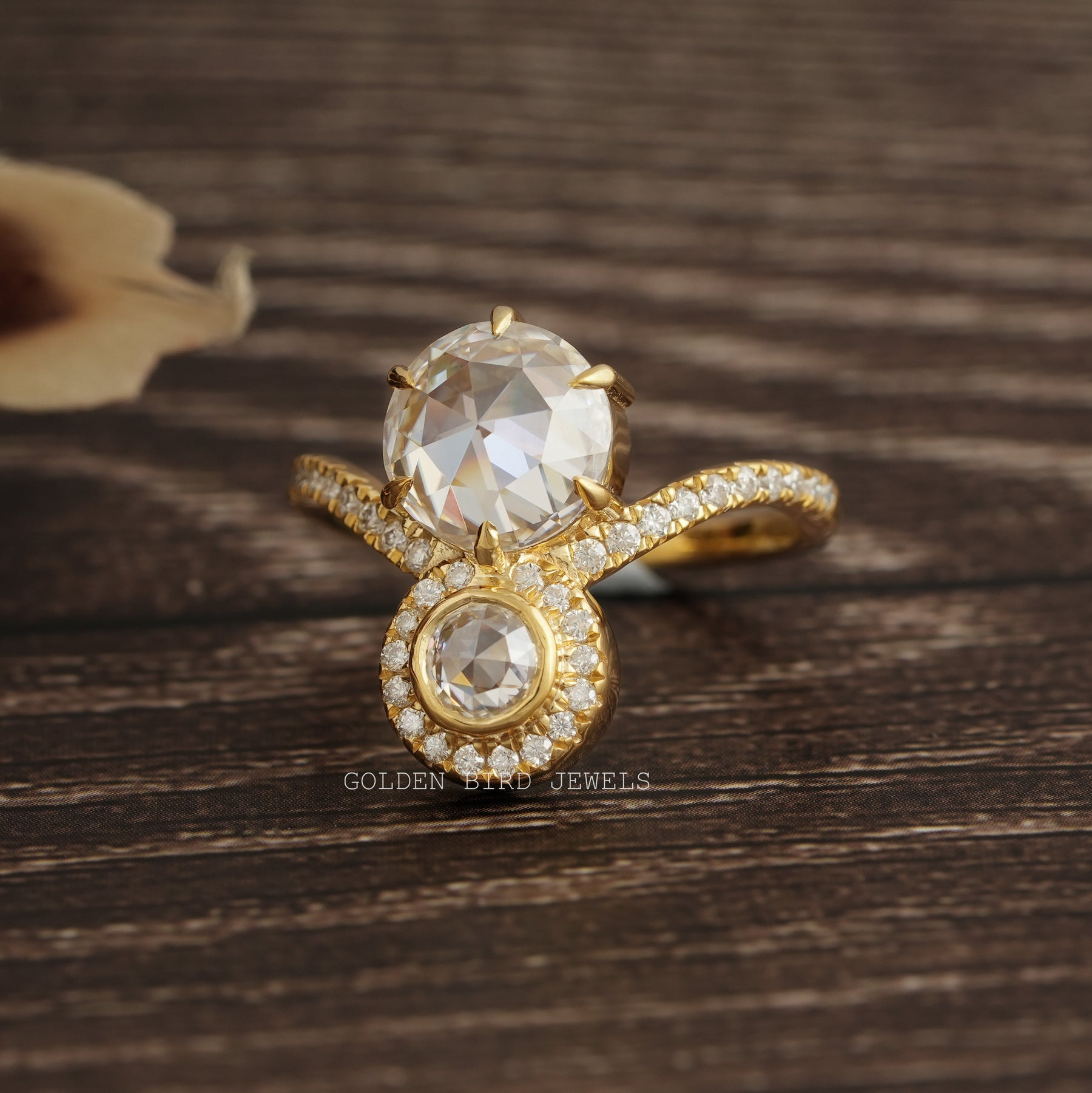 [Prong Set Rose Cut Round Moissanite Ring]-[Golden Bird Jewels]