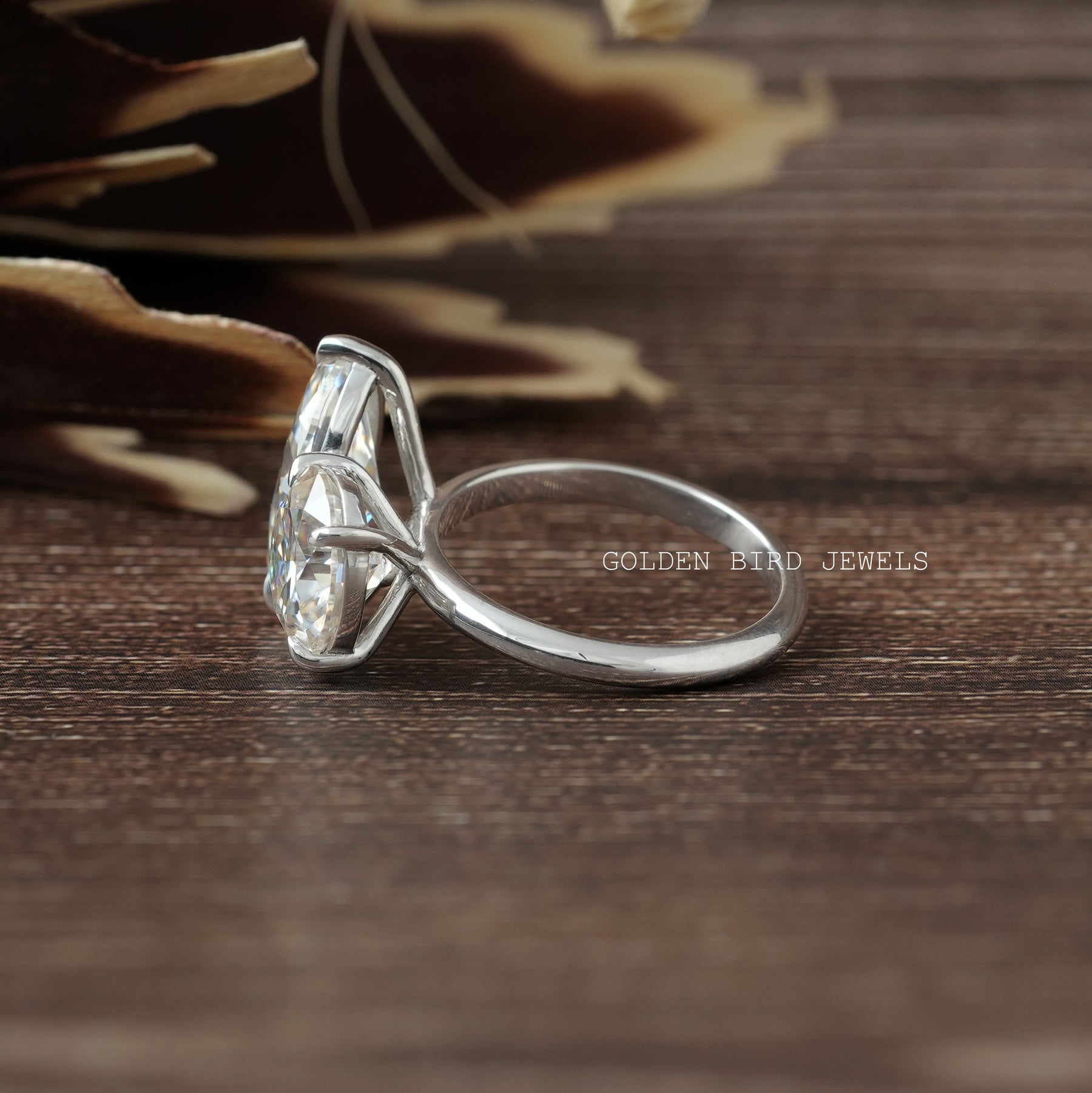 [Marquise And Round Moissanite Ring][Golden Bird Jewels]