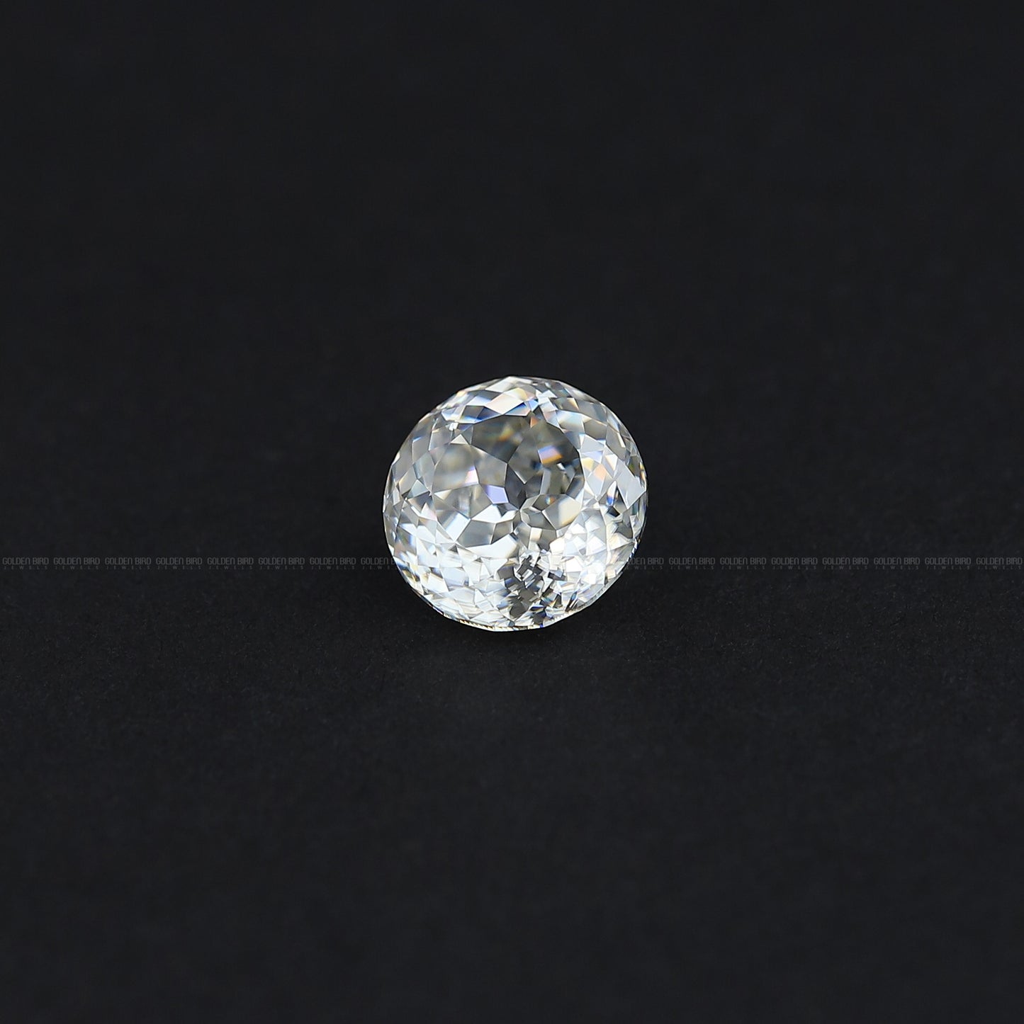 Top View Of Round Cut Loose Moissanite Stone